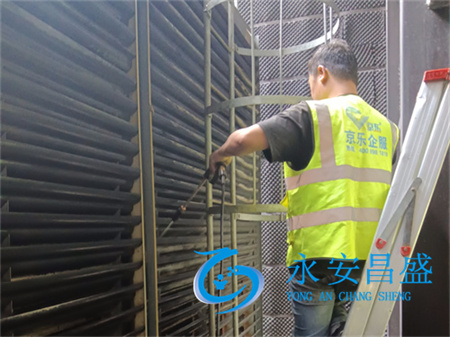 工廠(chǎng)能耗飆升15%怎么處理 冷卻塔填料清洗5步法節(jié)電30%