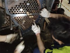中央空調(diào)冷水機(jī)組管道破裂，永安昌盛專(zhuān)業(yè)維修上門(mén)服務(wù)